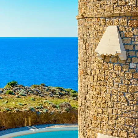 Villa Tower